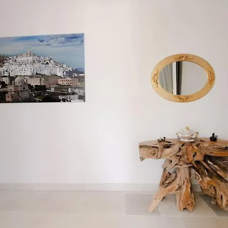 別荘 Trulli Tra Gli Ulivi オストゥーニ
