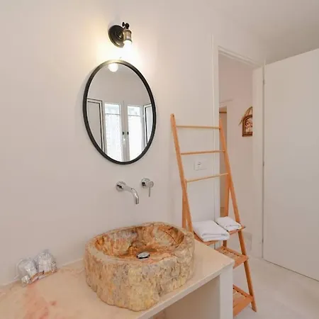 別荘 Trulli Tra Gli Ulivi オストゥーニ