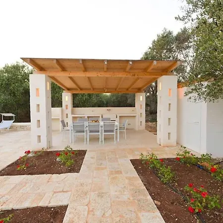 Holiday home Trulli Tra Gli Ulivi